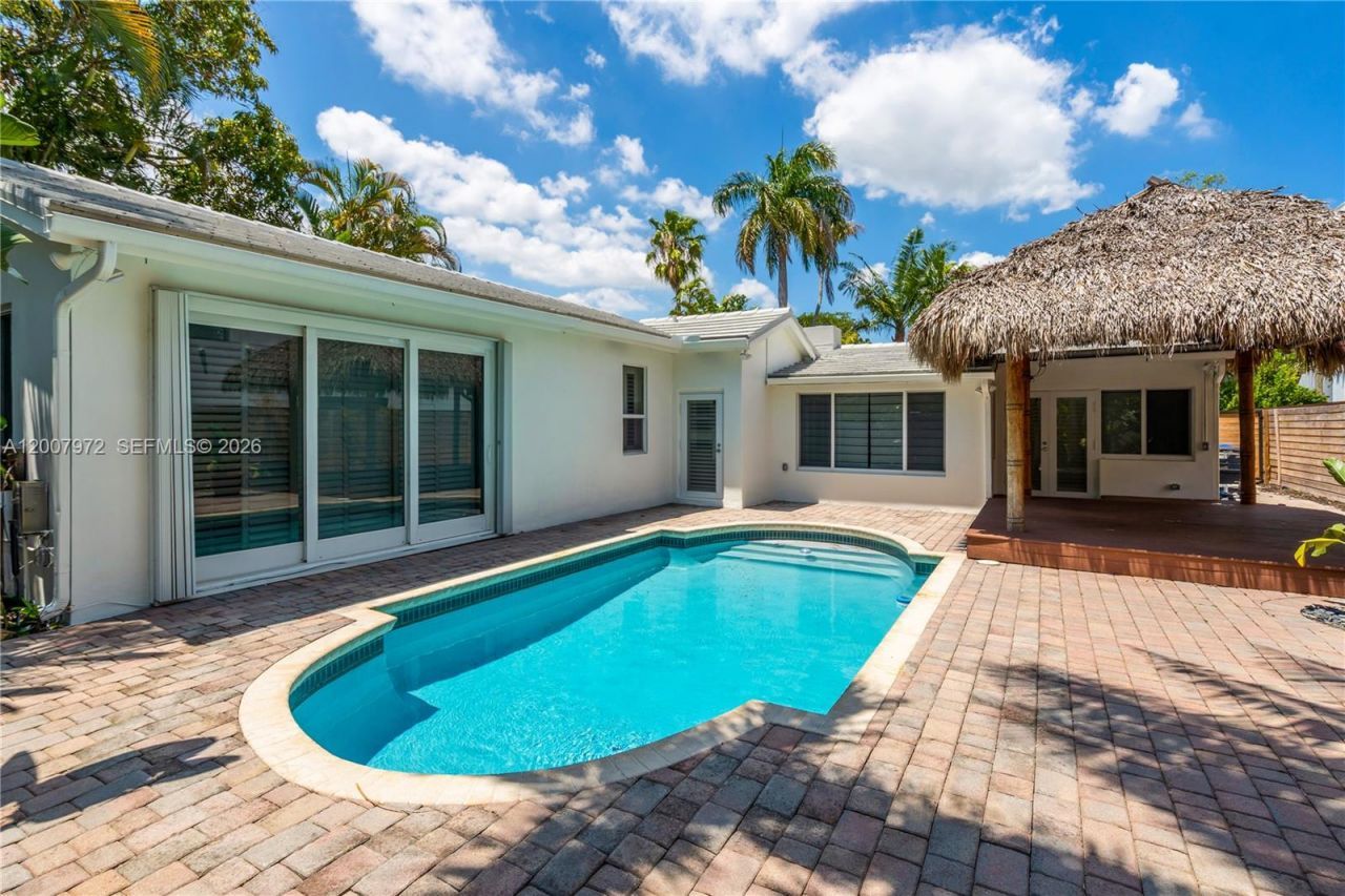 720 NE 17th Ter, Fort Lauderdale, FL 33304 Photo