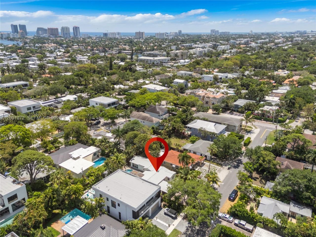 720 NE 17th Ter, Fort Lauderdale, FL 33304 Photo