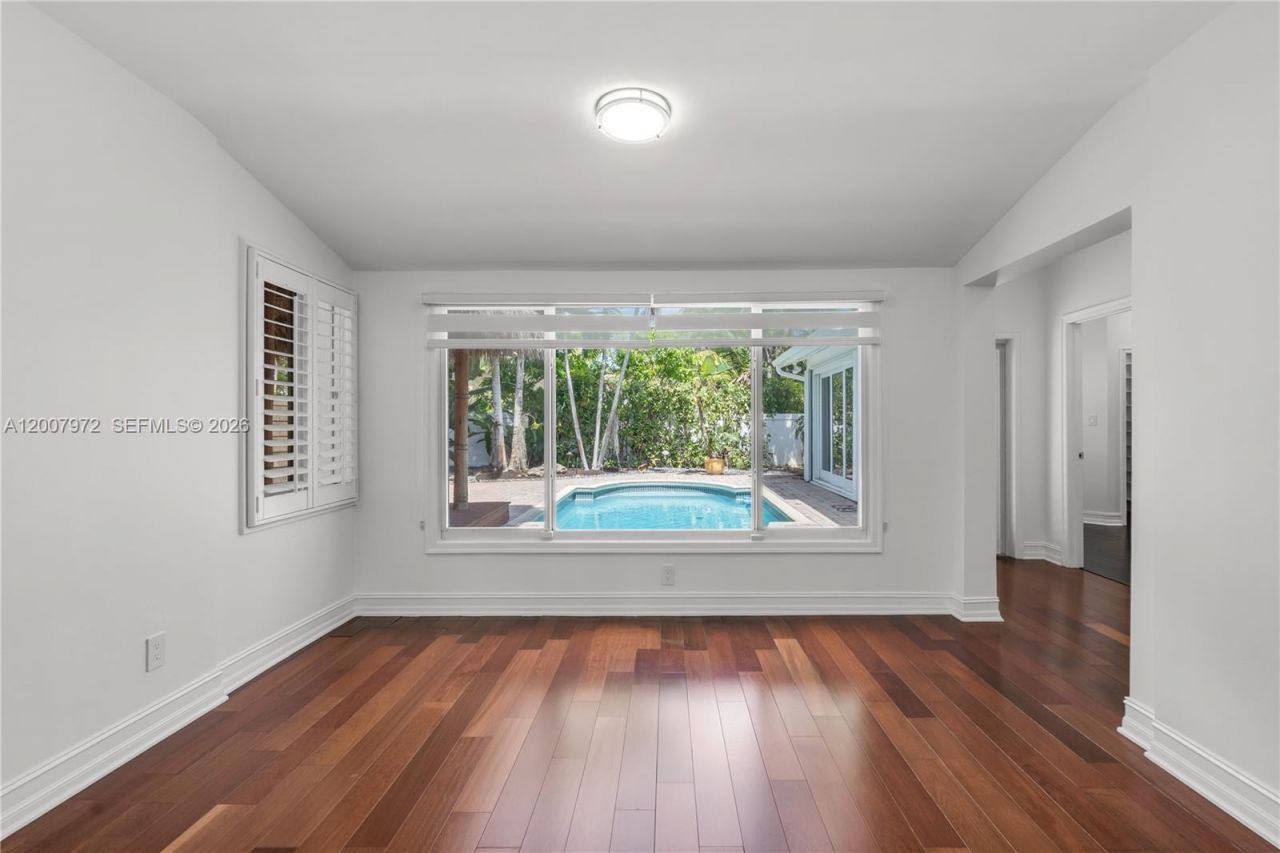 720 NE 17th Ter, Fort Lauderdale, FL 33304 Photo