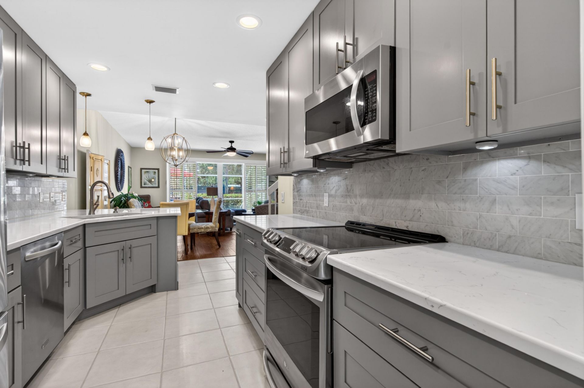 423 Capistrano Drive, Palm Beach Gardens, FL 33410 Photo