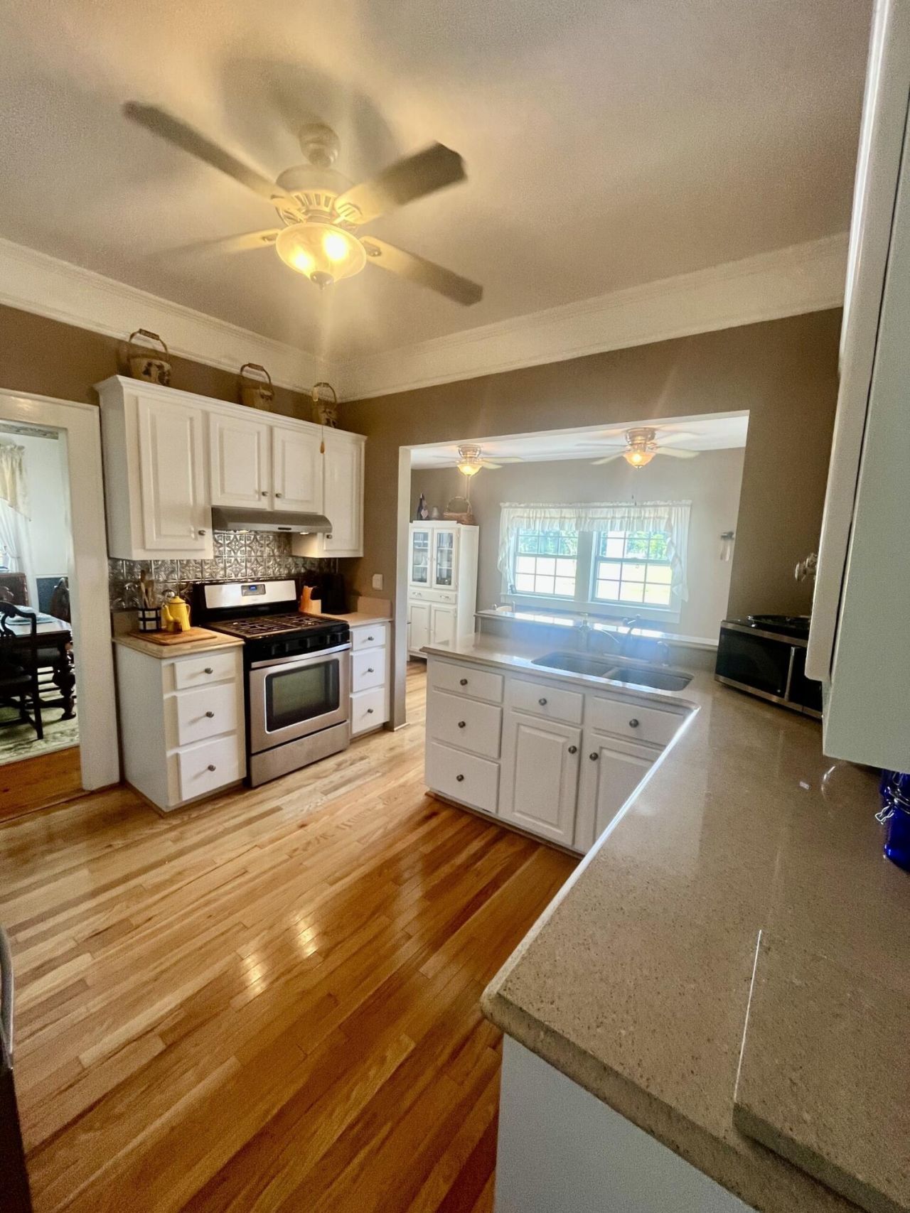 6068 Charleston Highway Photo 8