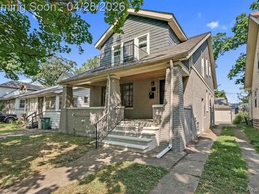 210 W Webster Street, Ferndale, MI 48220