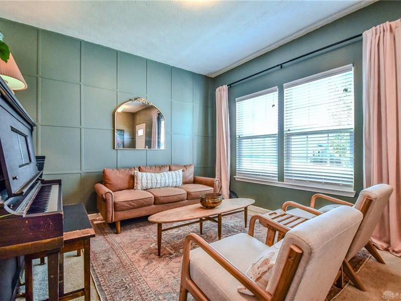 2457 Sunset Maple Drive, Tipp City, OH 45371 Photo 6