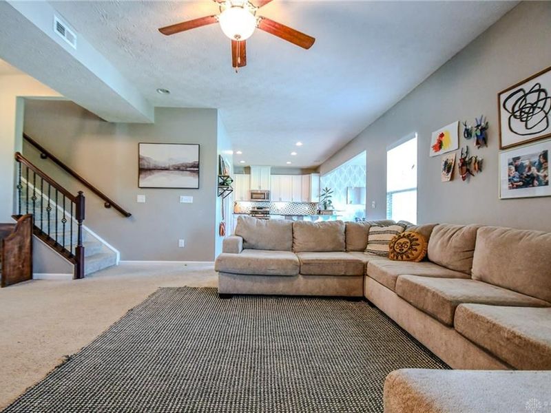 2457 Sunset Maple Drive, Tipp City, OH 45371 Photo 9