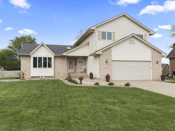 4924 Pheasant Court, Schererville, IN 46375