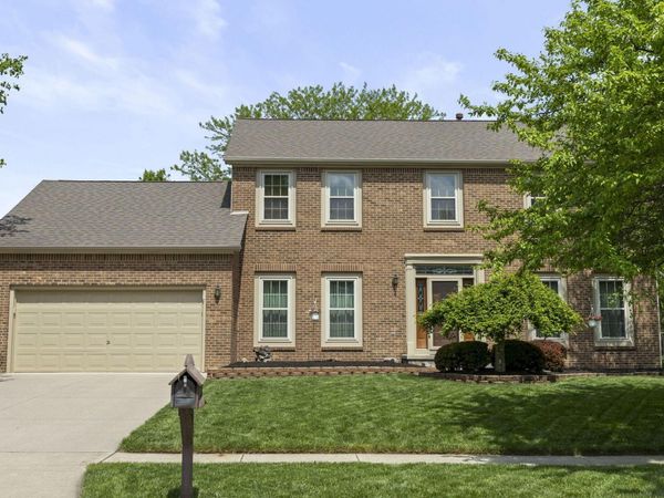 2458 Hickorybend Court, Grove City, OH 43123