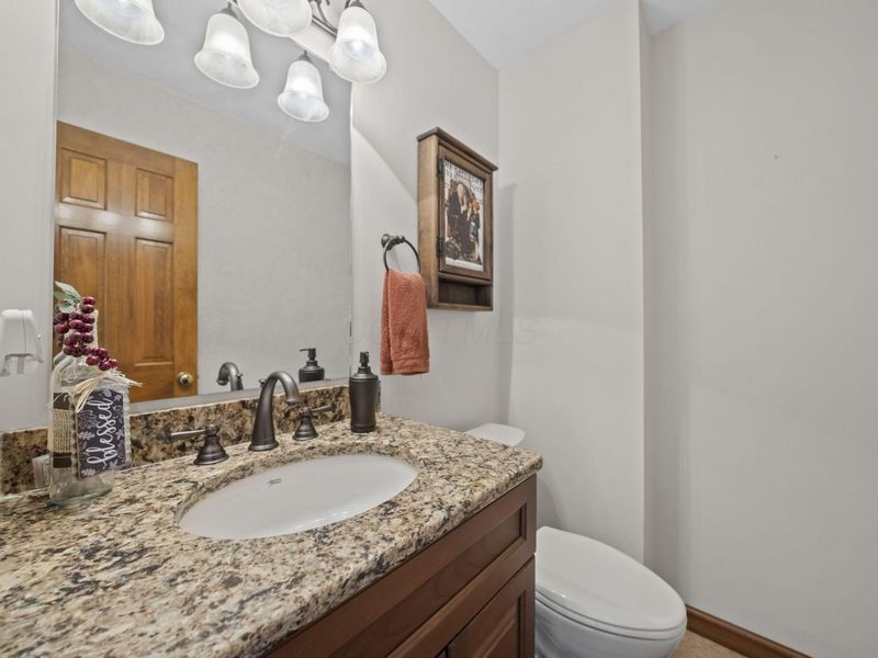 2458 Hickorybend Court, Grove City, OH 43123 Photo 32