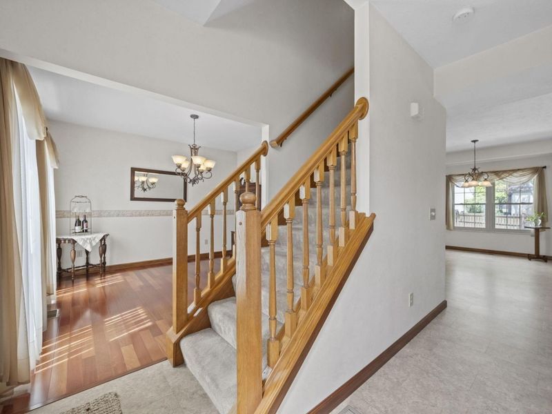 2458 Hickorybend Court, Grove City, OH 43123 Photo 7
