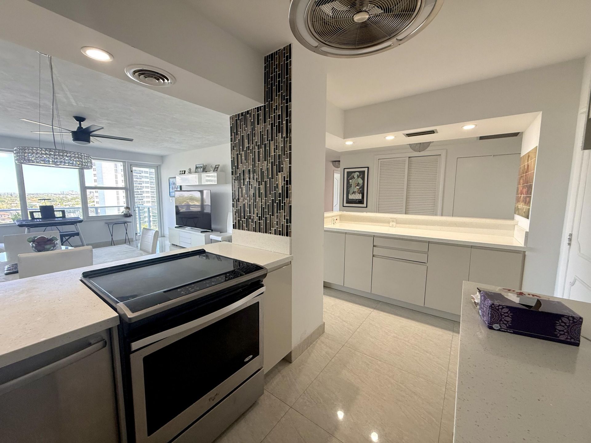 3333 NE 34th Street, Unit 1002, Fort Lauderdale, FL 33308 Photo