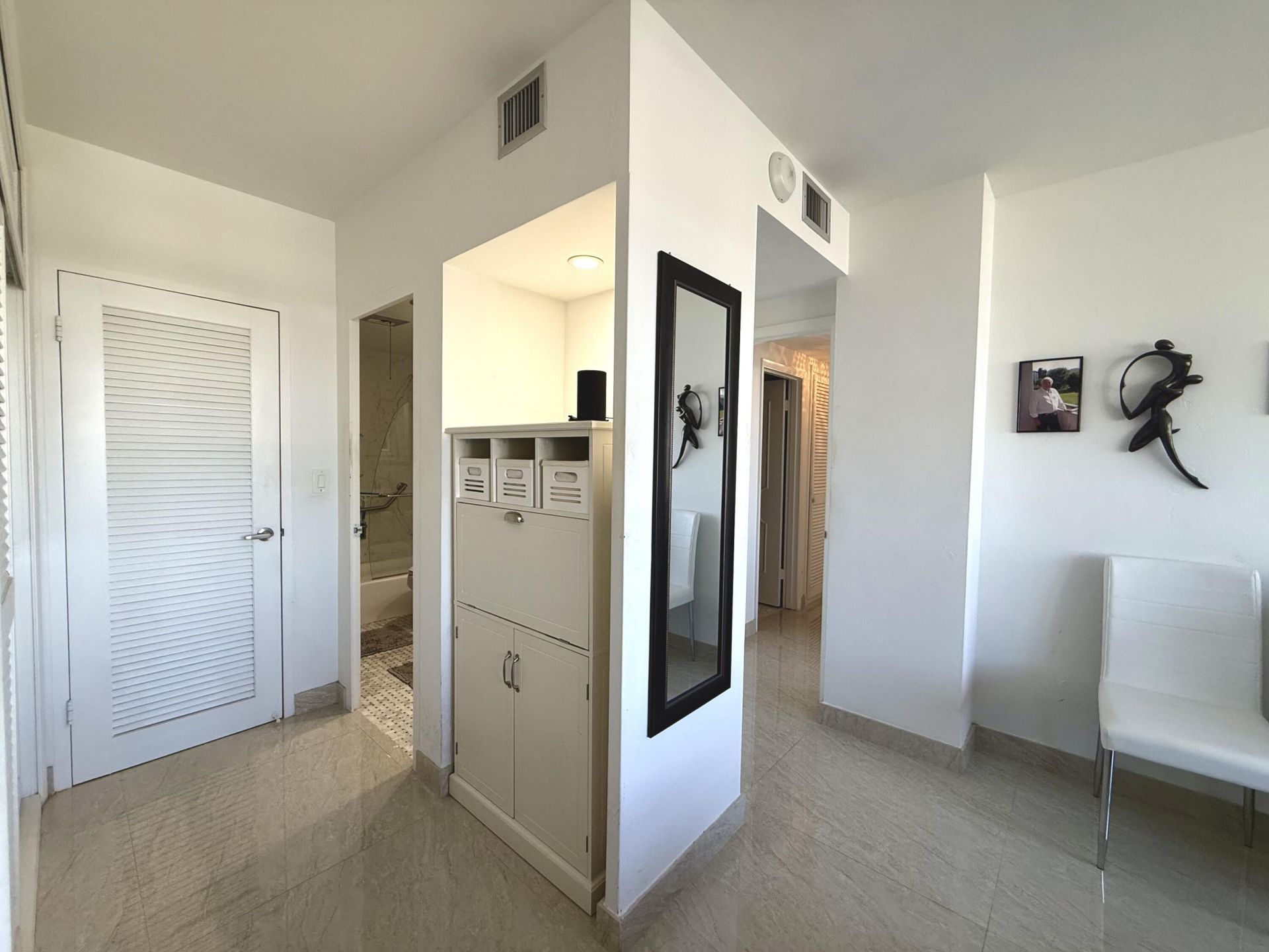 3333 NE 34th Street, Unit 1002, Fort Lauderdale, FL 33308 Photo