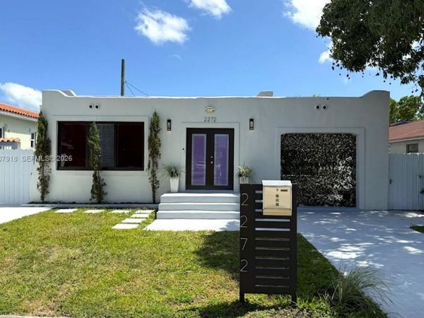 2272 SW 13th St , Miami, FL 33145