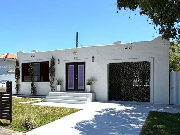 2272 SW 13th St , Miami, FL 33145