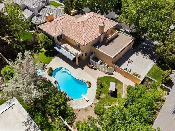 11109 Country Club NE, Albuquerque, NM 87111