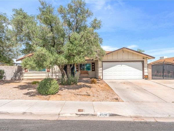 4528 E Harmon Avenue, Las Vegas, NV 89121