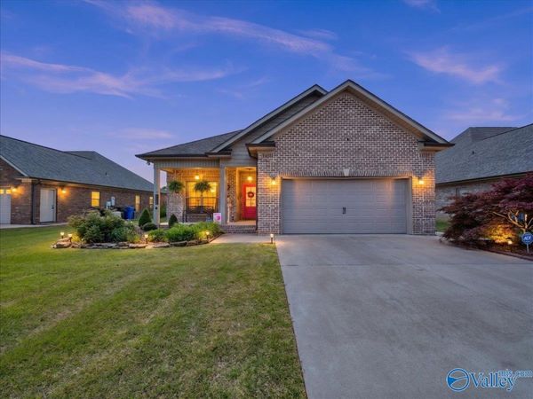 17164 Obsidian Circle, Athens, AL 35613