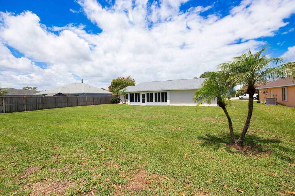2592 SE Grand Drive, Port Saint Lucie, FL 34952 Photo