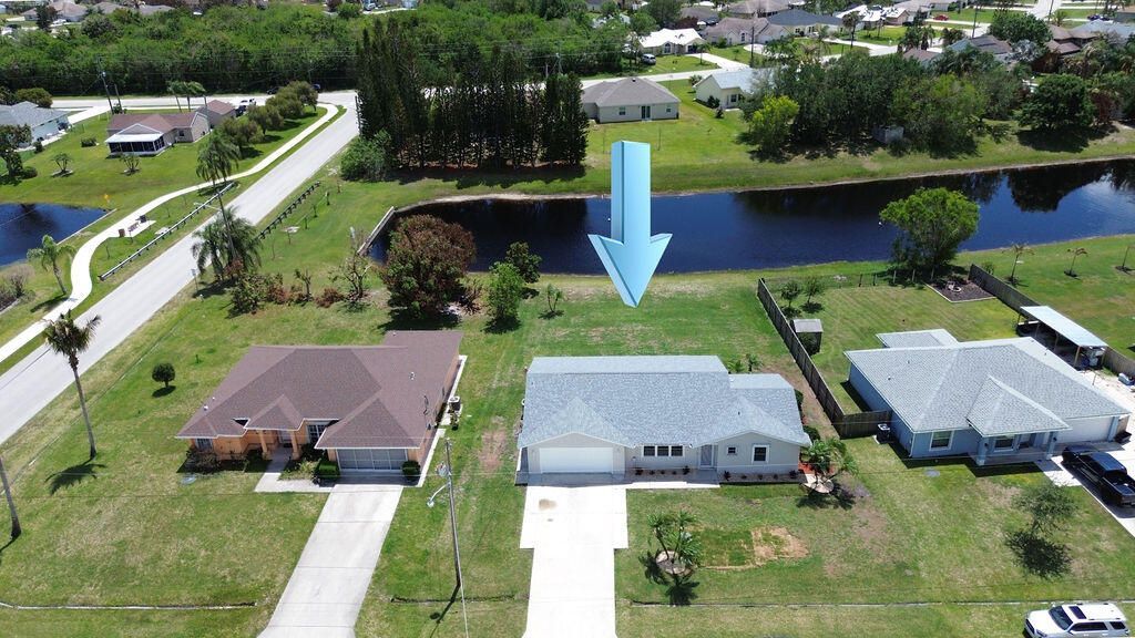 2592 SE Grand Drive, Port Saint Lucie, FL 34952 Photo