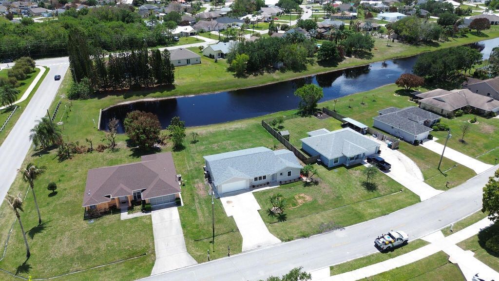 2592 SE Grand Drive, Port Saint Lucie, FL 34952 Photo