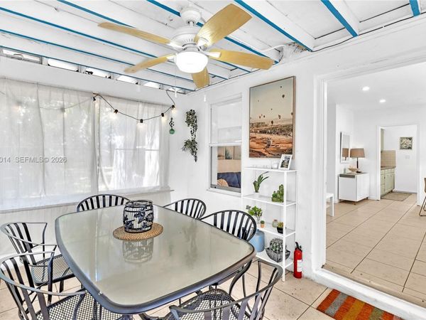 1220 NE 128th St , North Miami, FL 33161