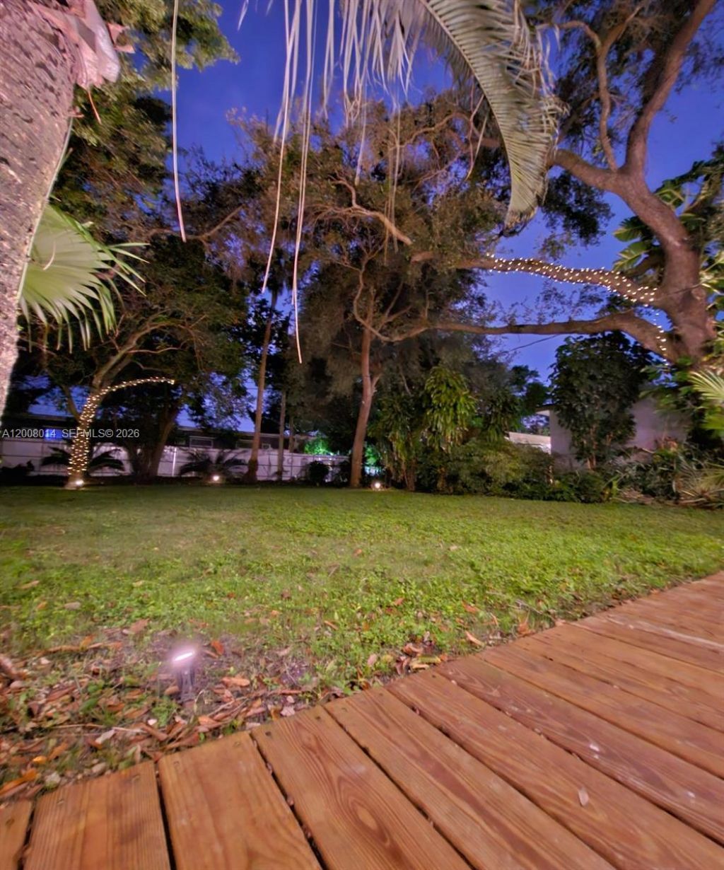1220 NE 128th St , North Miami, FL 33161 Photo