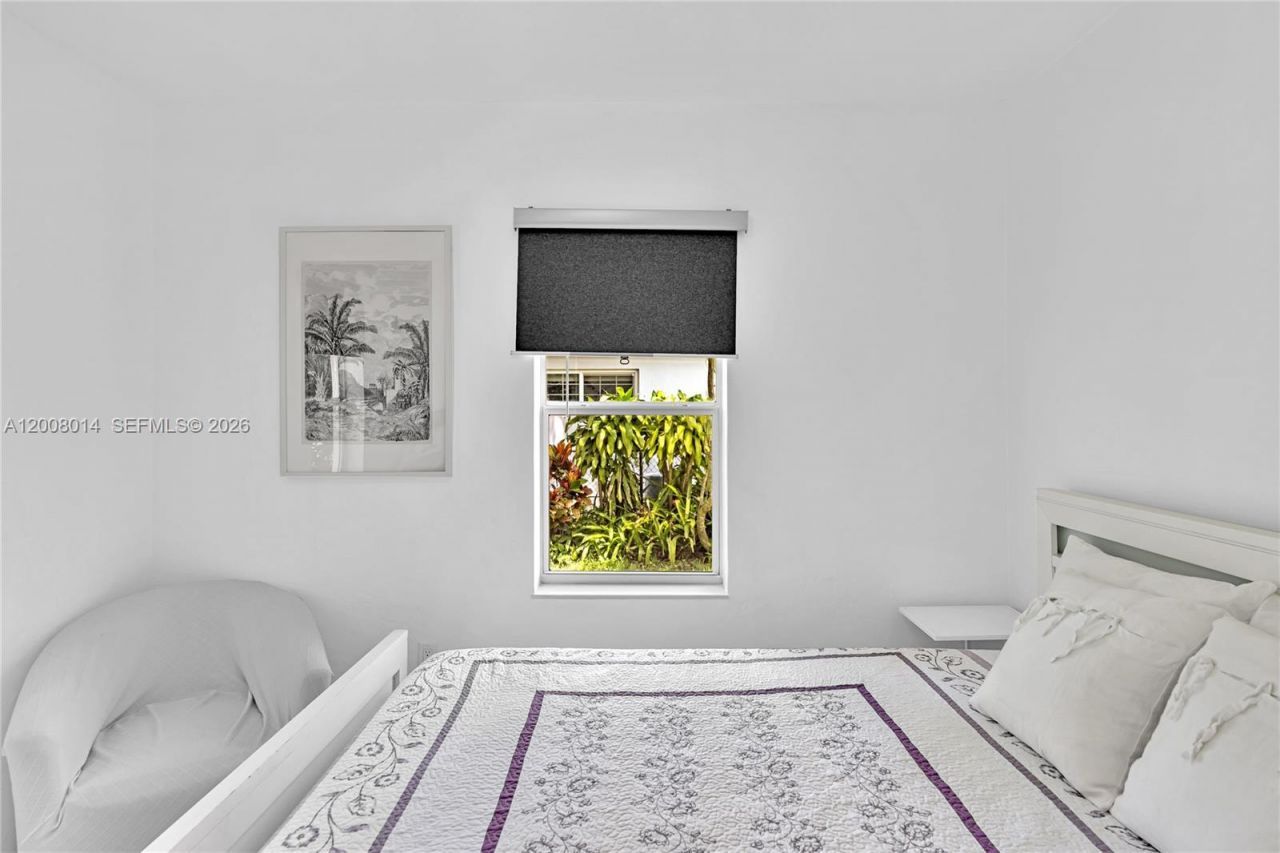 1220 NE 128th St , North Miami, FL 33161 Photo