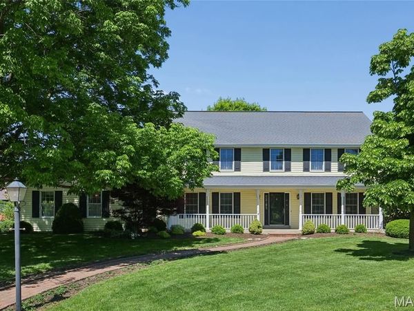 123 Saylesville Drive , Chesterfield, MO 63017