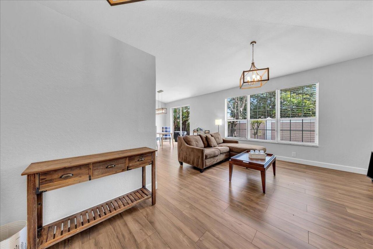 7600 S Aragon Boulevard, Unit 3, Sunrise, FL 33322 Photo