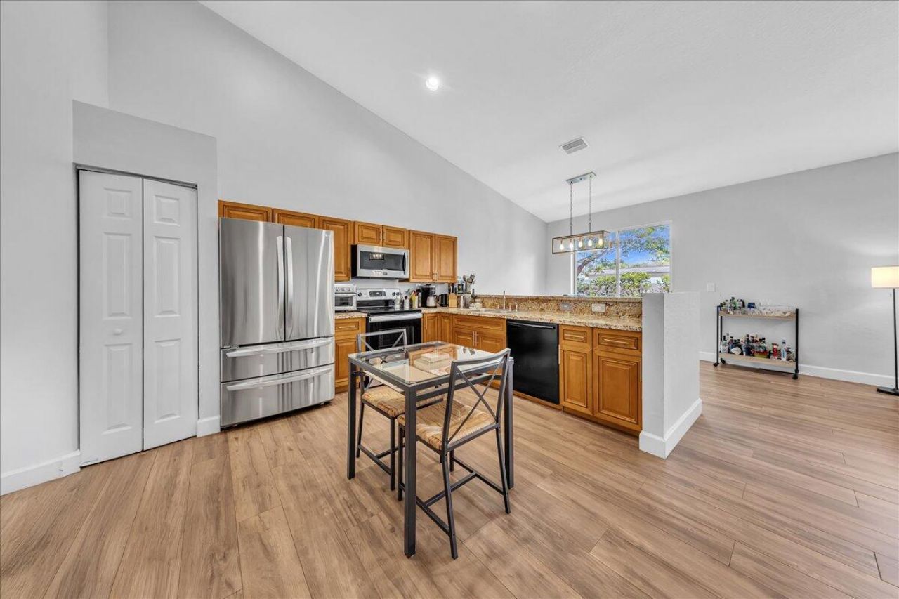 7600 S Aragon Boulevard, Unit 3, Sunrise, FL 33322 Photo