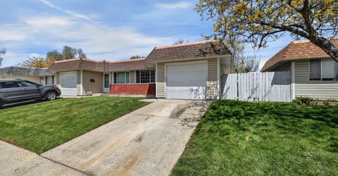 1706 Sue Way, Sparks, NV 89431 Photo