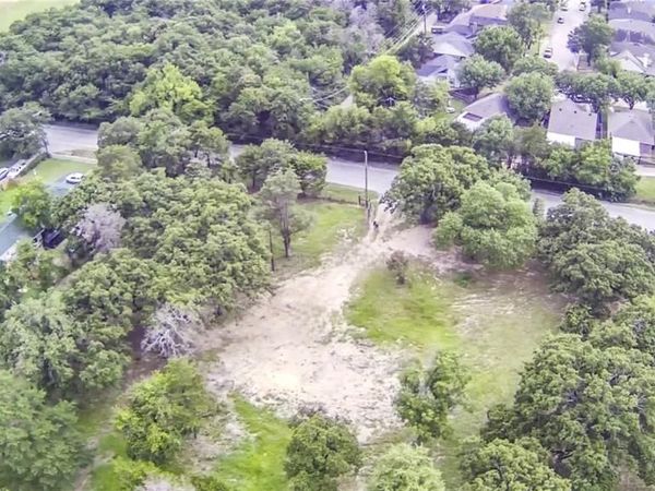 1320 S Sam Houston Road , Mesquite, TX 75149