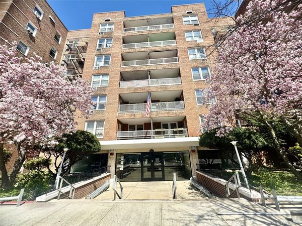 60-11 Broadway, Unit 6A, Woodside, NY 11377