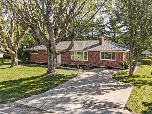 344 Greenacres Drive, Springfield, OH 45504