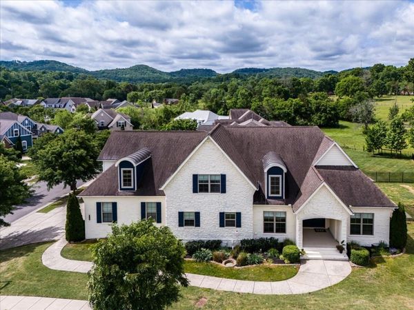 5109 Falling Water Rd, Nolensville, TN 37135