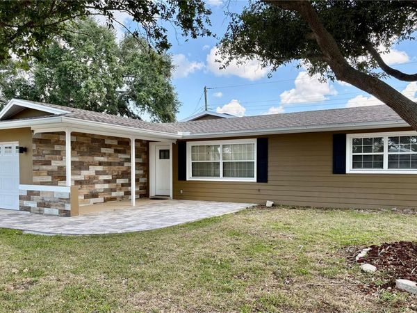 10931 HAMMOCK DRIVE, LARGO, FL 33774