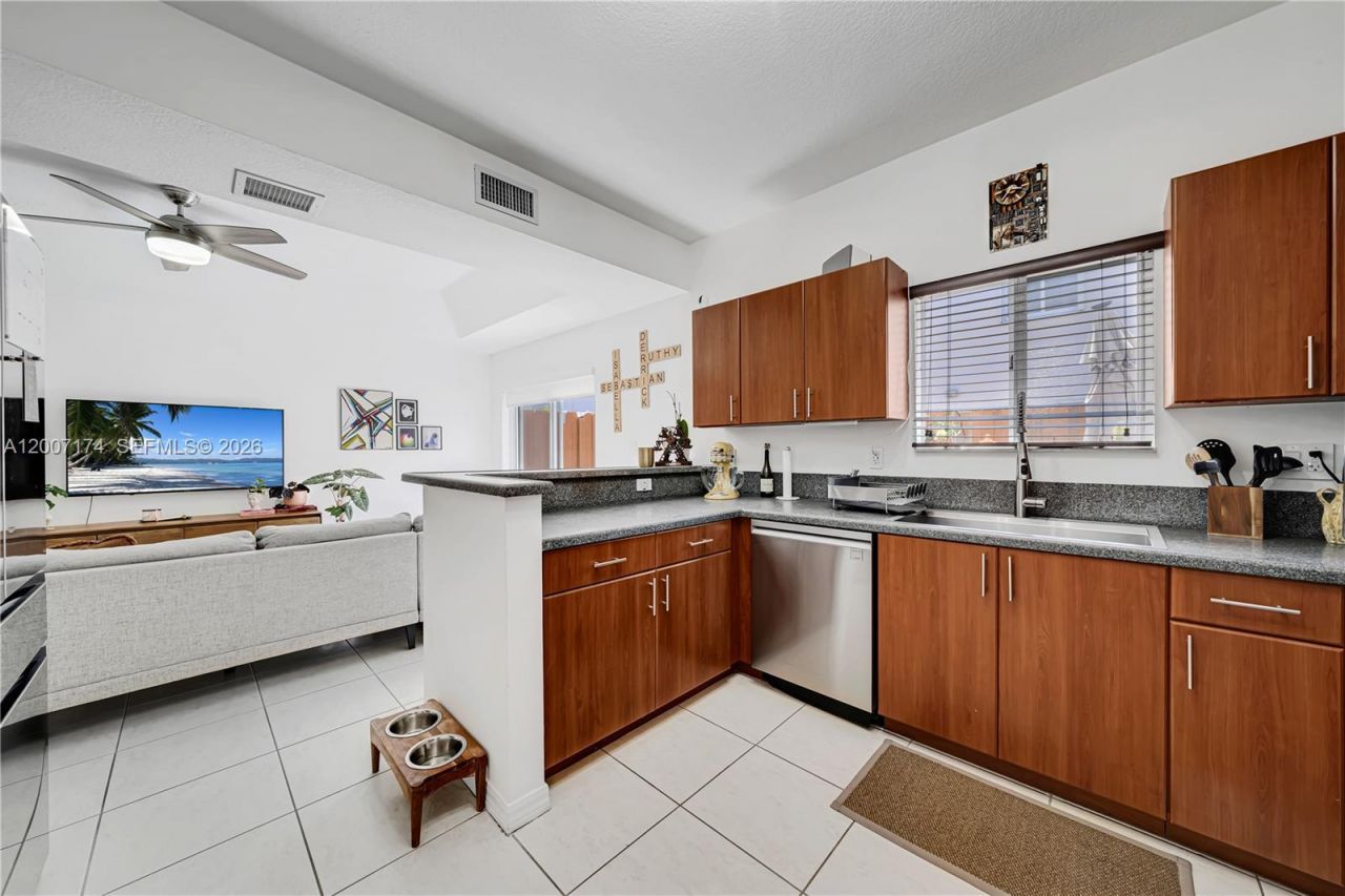 8331 SW 124th Ave , Unit 105-14, Miami, FL 33183 Photo