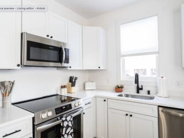 8 Enon St, Unit 103, Beverly, MA 01915