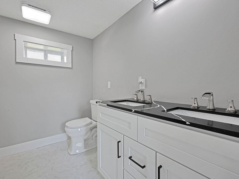8620 Lithopolis Road NW, Carroll, OH 43112 Photo 33