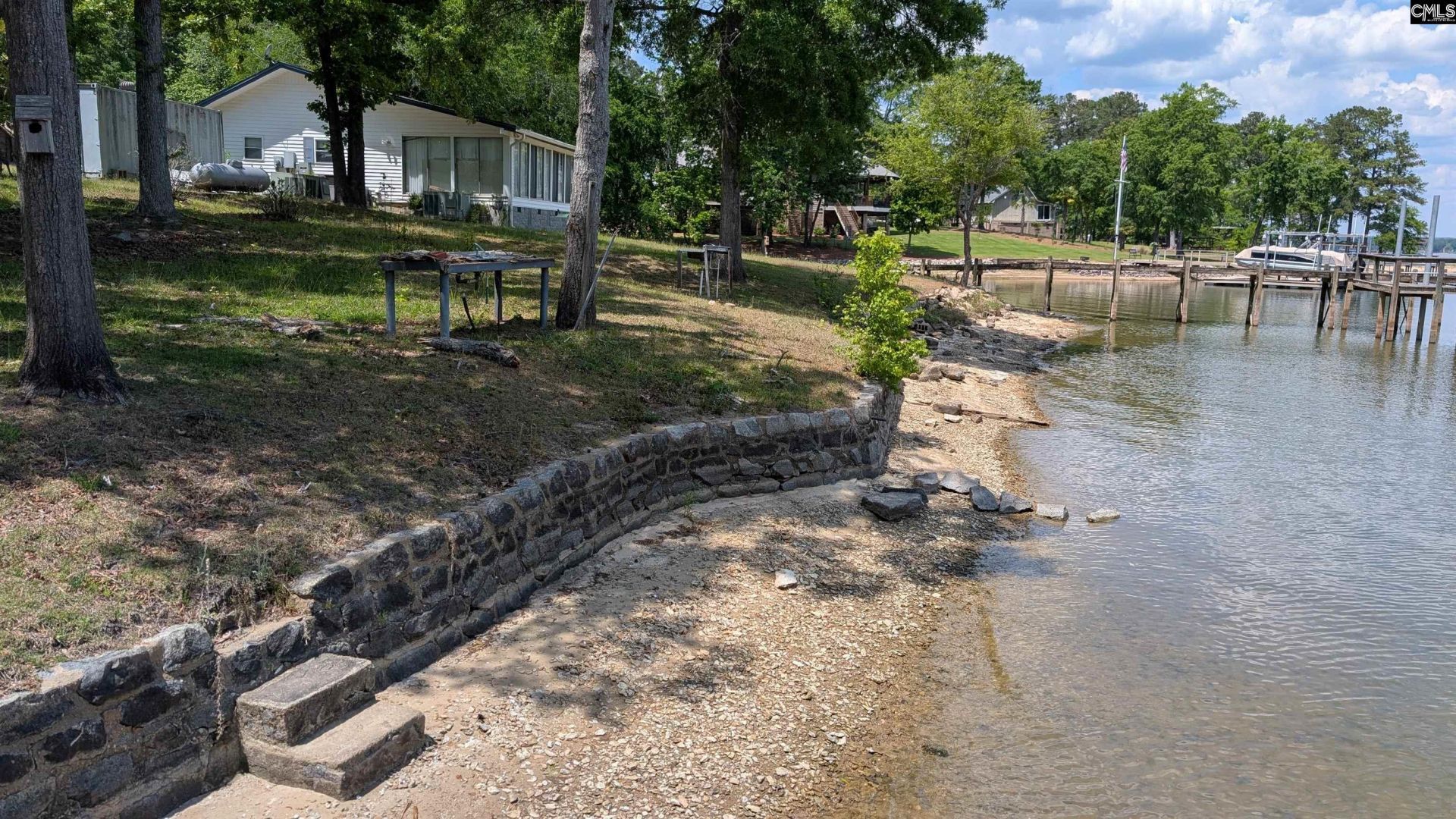 829 Rocky Point Circle  Photo 5