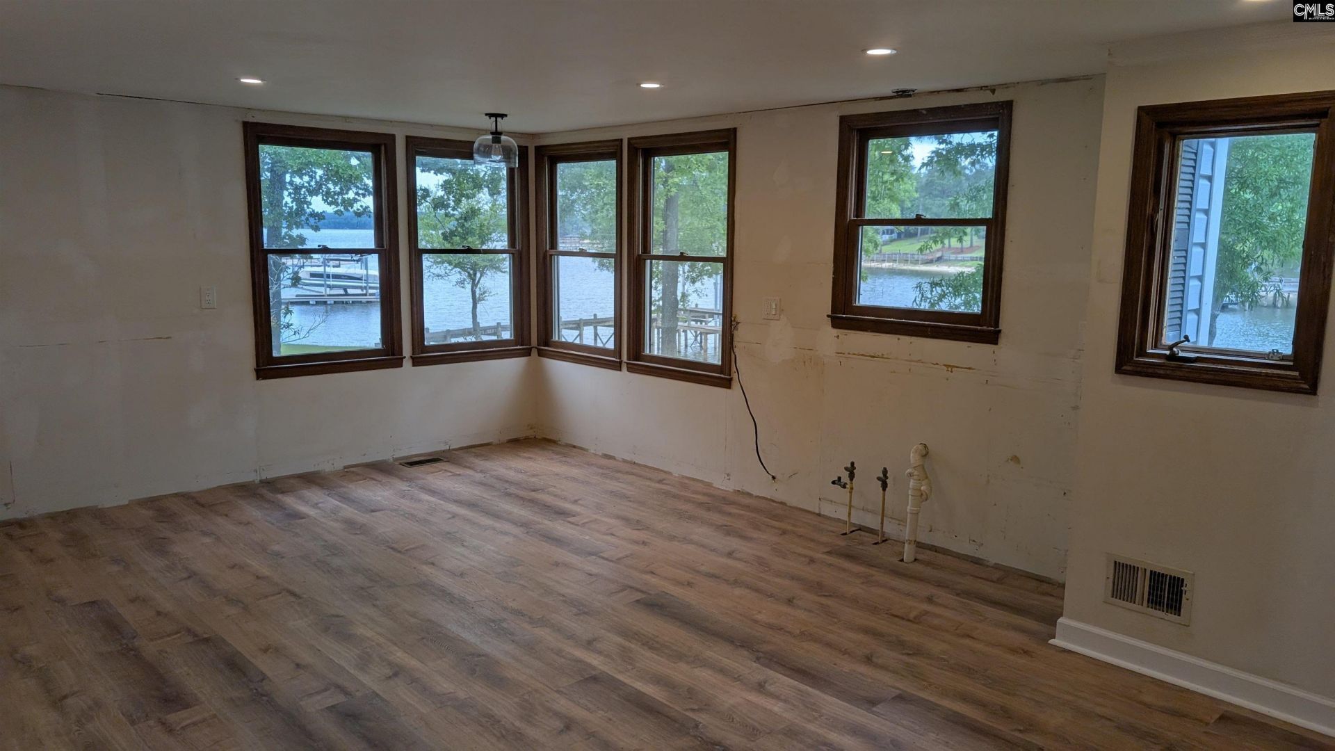 829 Rocky Point Circle  Photo 6