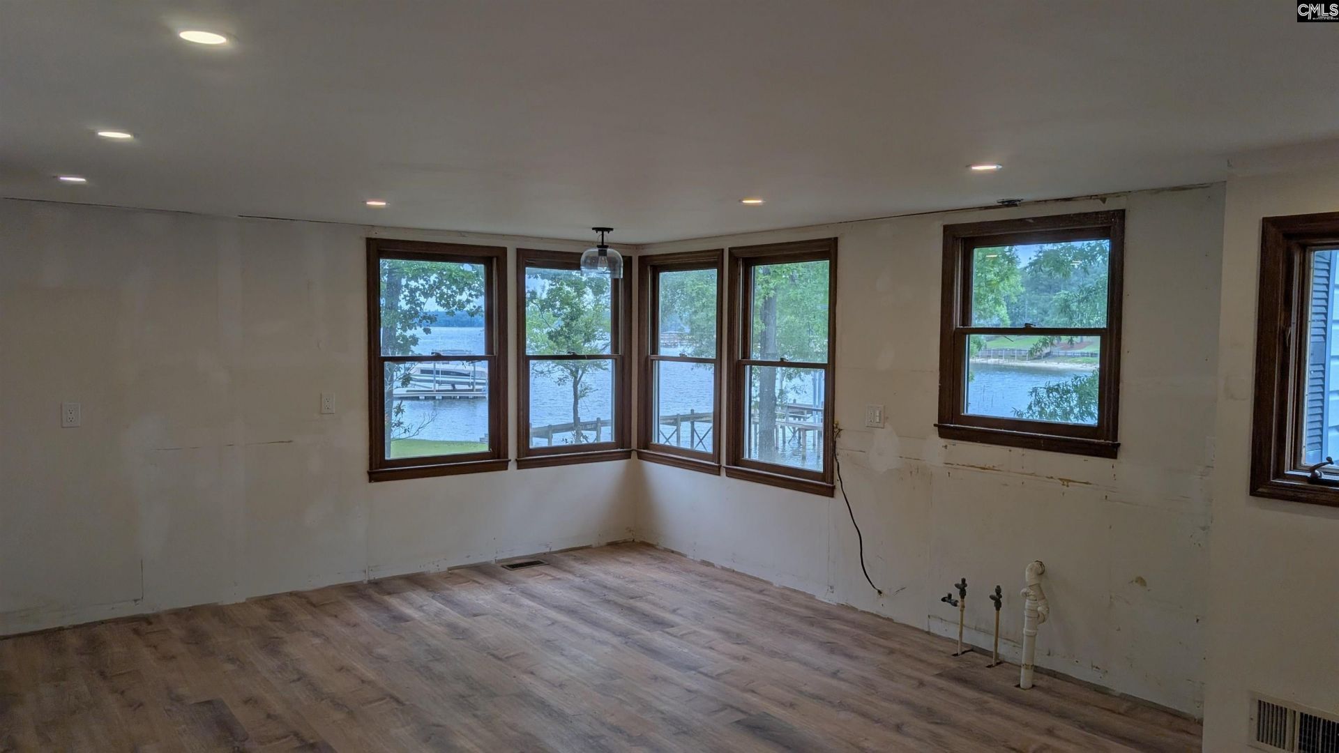 829 Rocky Point Circle  Photo 7