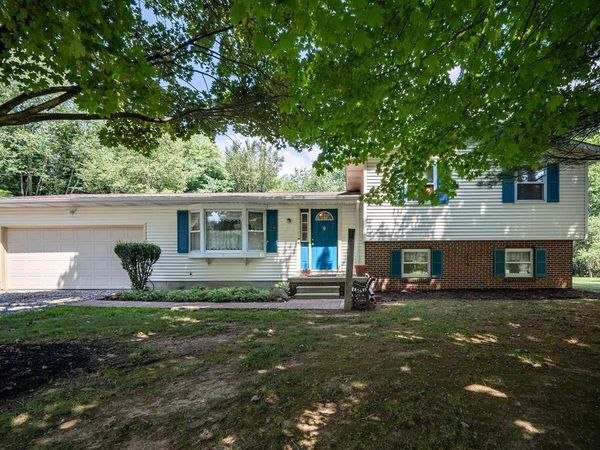 5520 Fredricks Road , Sunbury, OH 43074