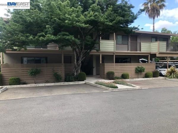 50 Casa Maria Ct, Alamo, CA 94507
