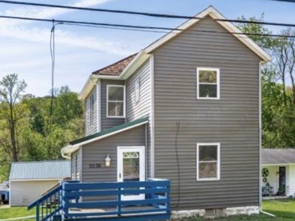2036 Ridge Avenue , Zanesville, OH 43701