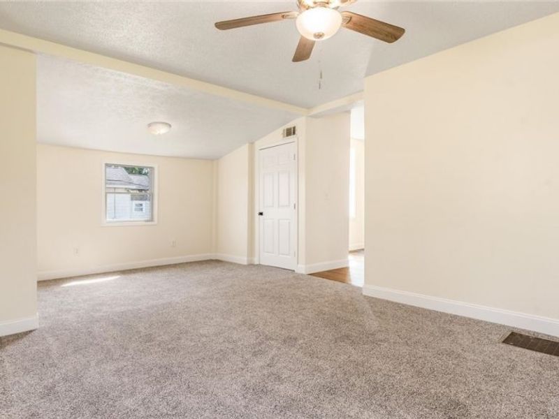 2036 Ridge Avenue, Zanesville, OH 43701 Photo 5