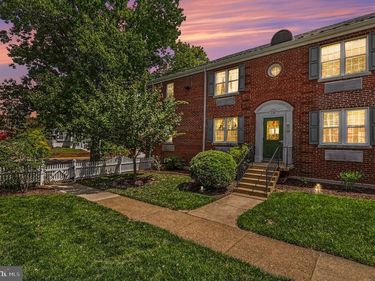 19 AUBURN COURT, Unit A, ALEXANDRIA, VA 22305