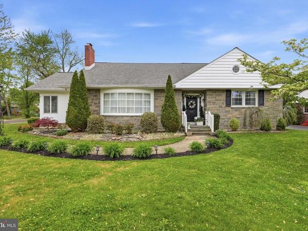 720 BELLEVUE AVENUE , HAMMONTON, NJ 08037