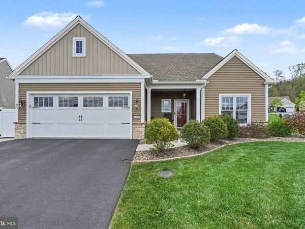 1025 RIVERSTONE CIRCLE , LEBANON, PA 17042