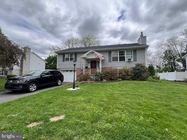 409 LYNN STREET, ROBESONIA, PA 19551