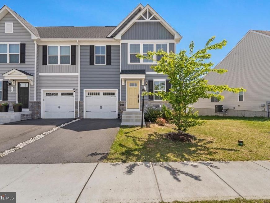 124 Goudhurst Street , Martinsburg, WV 25405 Main Photo