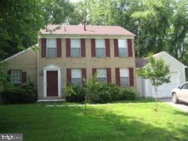 7 PIPESTEM COURT , POTOMAC, MD 20854